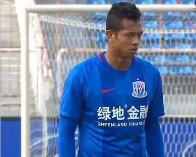 两个男女之间毫无顾忌的政事